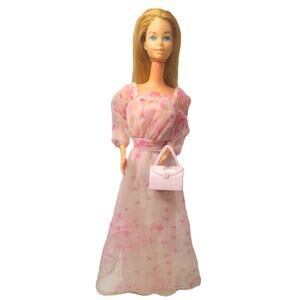 1978 Vintage Kissing Barbie #2597 w/Push Button on Her Back